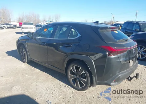 2021 Lexus Ux 250H z USA, uszkodzony, nr VIN JTHX9JBH3M2051577